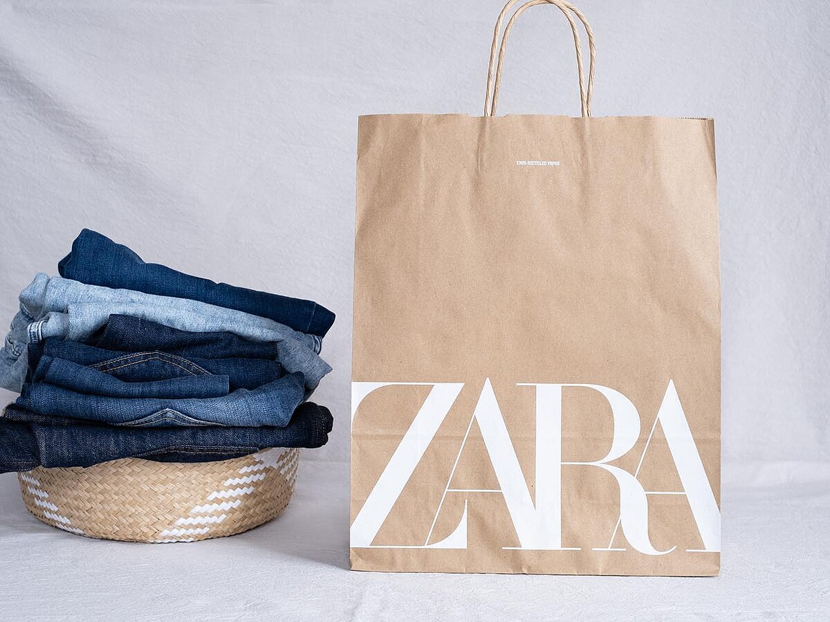 【ZARAのデニム】がおしゃれすぎ! 上級者見え狙える♡「主役級パンツ」