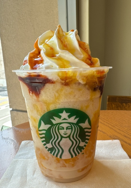 【スタバ新作レポ】まさに“火を吹くような”辛さで汗が止まらない… 「#辛フラペチーノ」飲んでみた