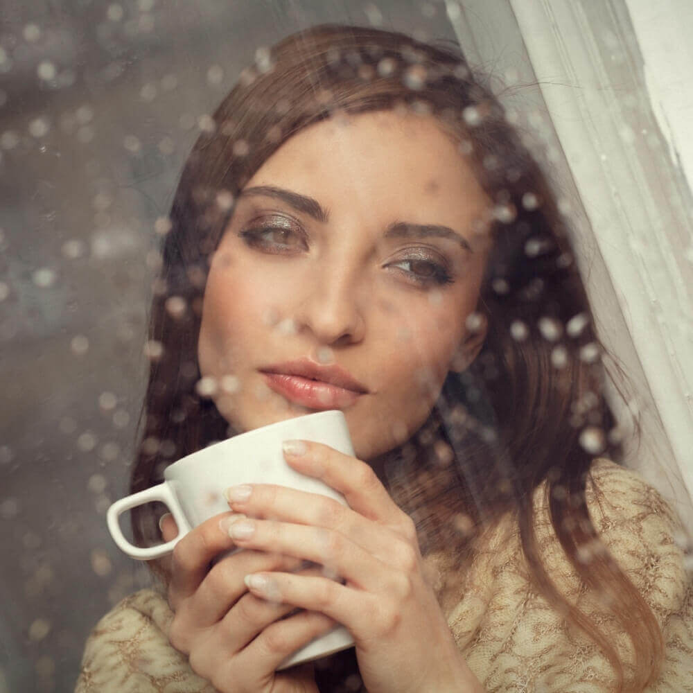 雨だからうちに来ない?軽い女と誤解されずに提案する一言9パターン