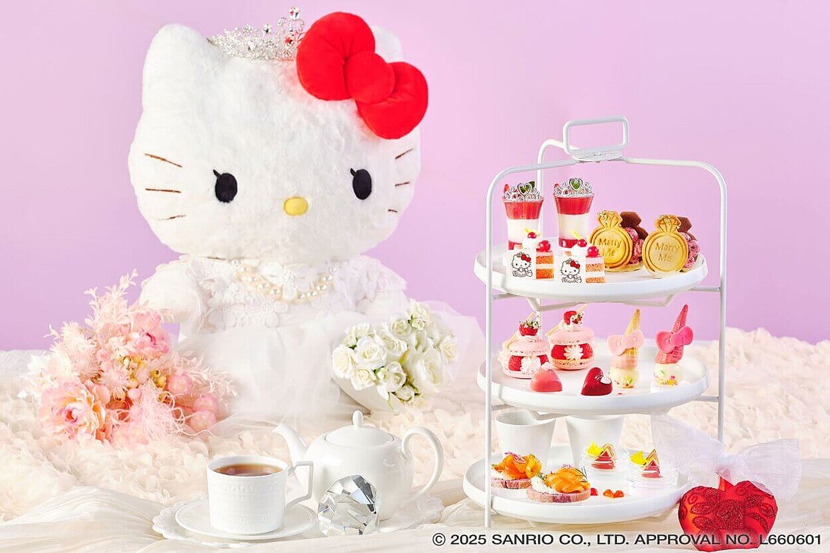 プリンセスに変身したキティちゃんとお茶会を! かわいいスイーツ盛りだくさんのアフタヌーンティーが全国7都市で開催