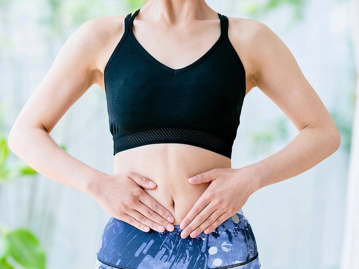 腰まわりがスッと軽く!1日1分【骨盤まわりをほぐす】簡単ストレッチ