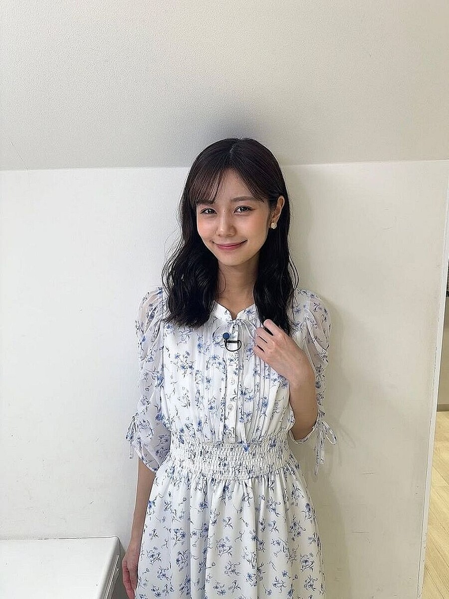 雰囲気一変「サンモニ」28歳アナ?ビックリ?私服姿が話題「じっくり見るほどに…」「夏真っ盛りですね」