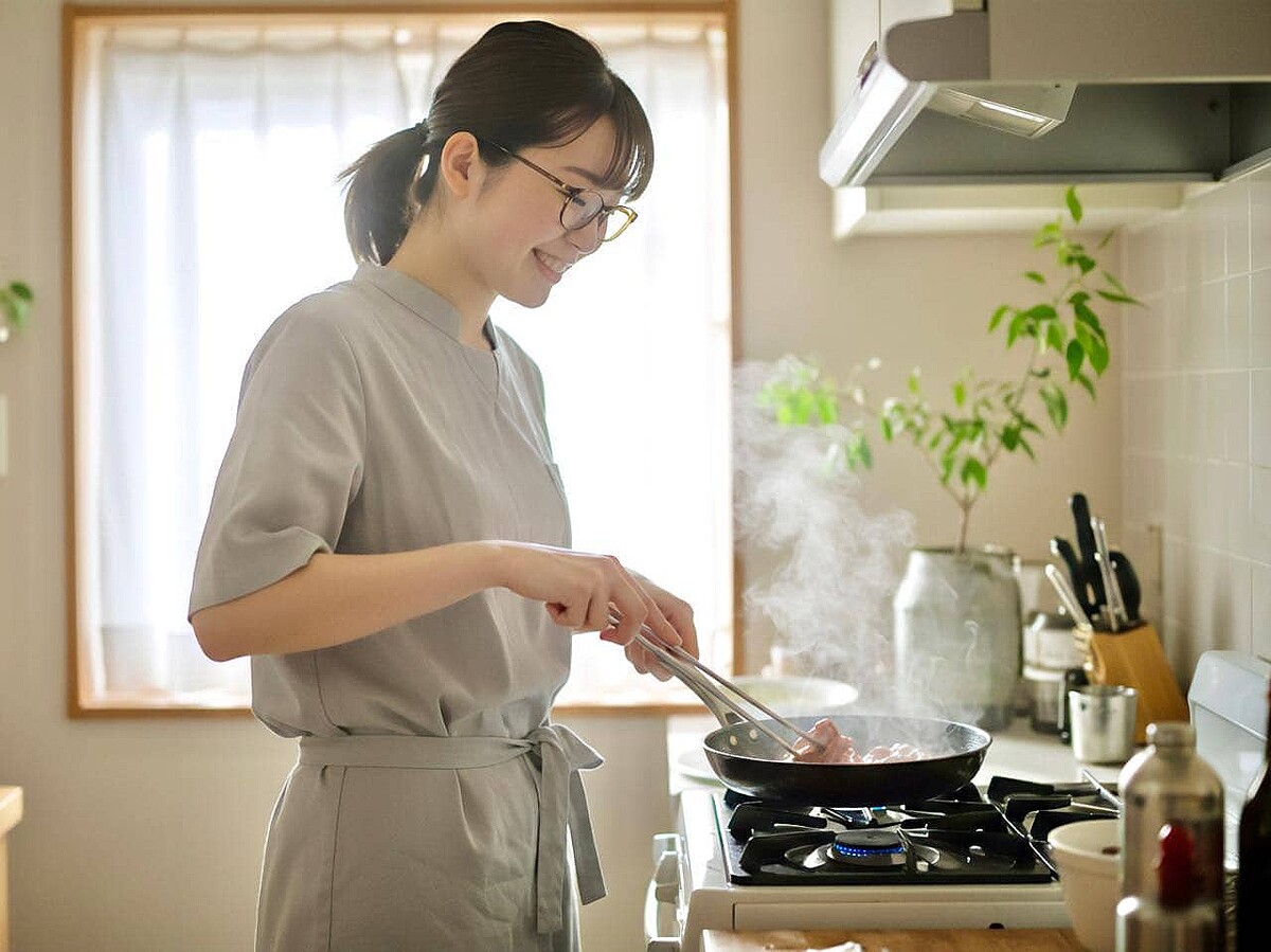 外食続きでも減量成功!半年で-9kgを叶えた【作り置き×PFC管理ダイエット】実践法