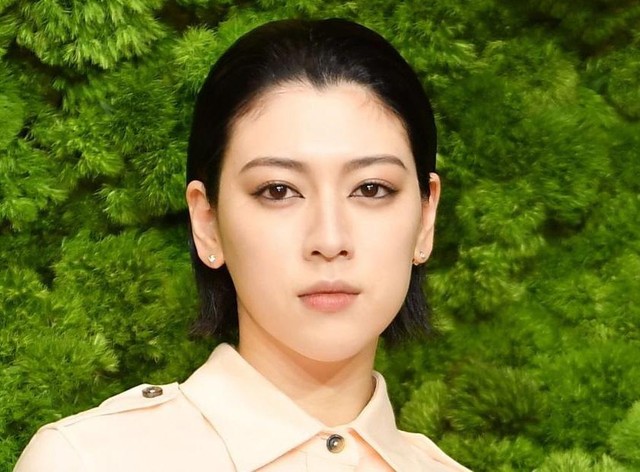 三吉彩花、TGC卒業「最後の出演」明言 中条あやみ、池田エライザとウルトラ同級生3ショット
