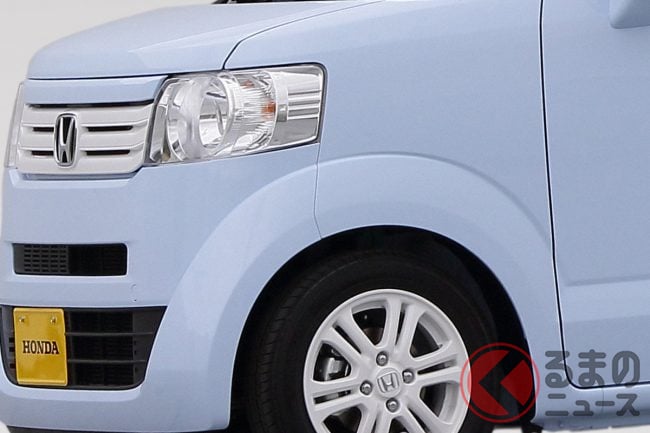 ホンダ斬新「N-BOX軽トラ」がスゴイ! まさかの“2人乗り”&大人2人が寝れる「めちゃ広ッ空間」と連結できる仕様! 全長2.9mなのに“車中泊もイケそう”な「N-TRUCK/N-CAMP」って?