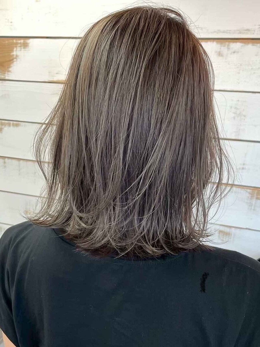 オシャレにぼかせて超自然!【40・50代の白髪ぼかし】は「こなれハイライト」一択かも♡