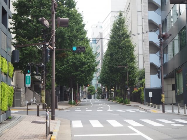 世帯年収1900万円でも「全く裕福とは思えません」 千代田区の″築40年超″マンションに暮らす50代女性のリアル