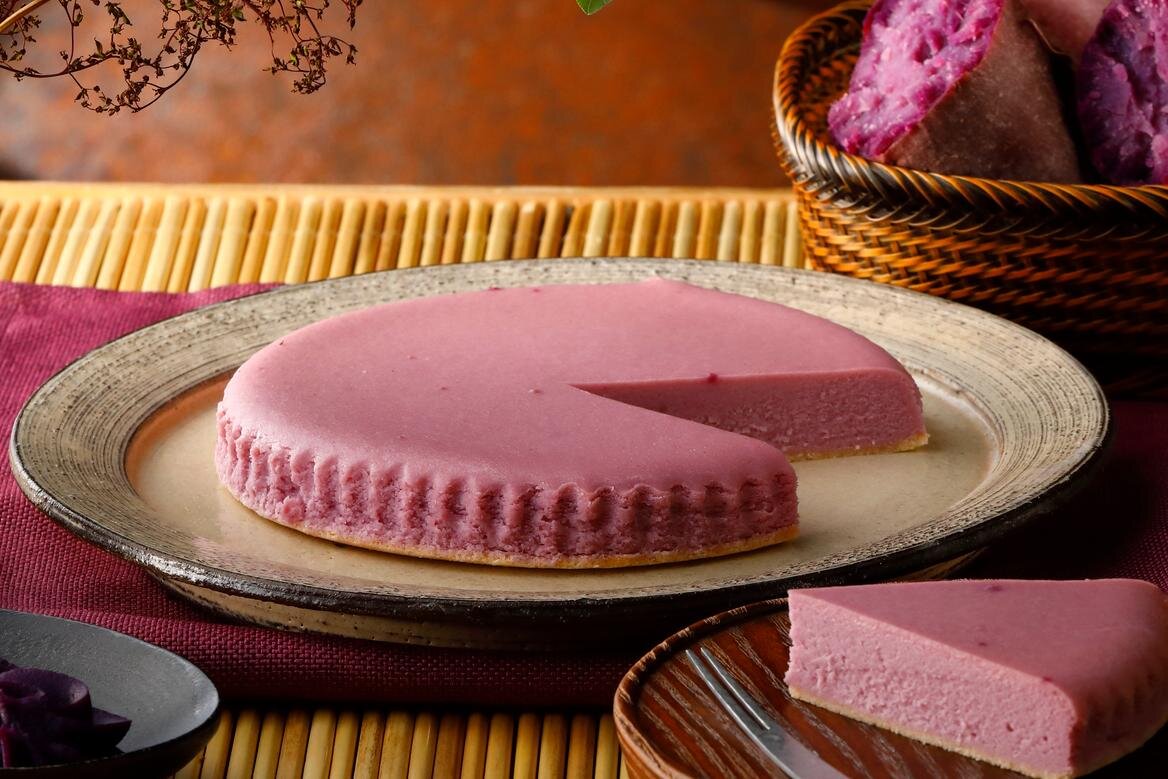チーズガーデン秋限定「御用邸紅芋チーズケーキ」紅芋×チーズの紫色しっとりケーキ